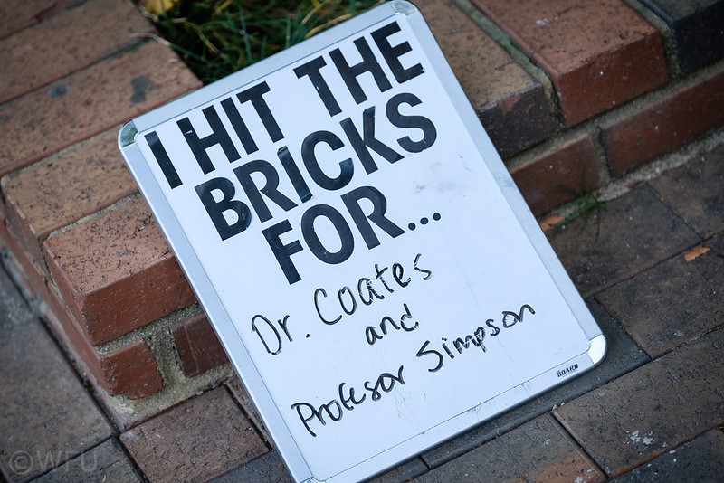 I Hit the Bricks for sign