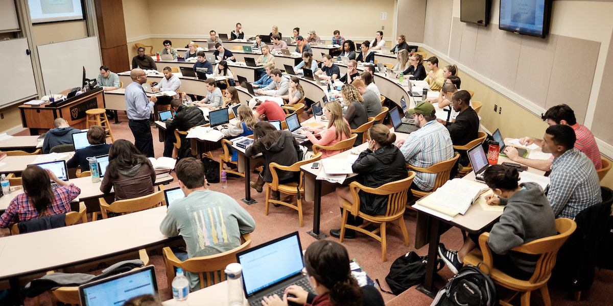 Wake Forest law professor Tim Davis teaches class in the Worrell Professional Center on Wednesday, October 28, 2015.