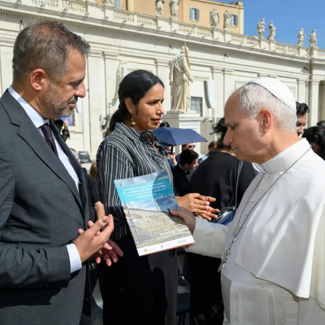 Wake Forest-CINCIA researchers brief pope on Amazon mercury pollution