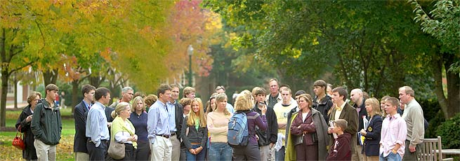 do campus tour guides get paid