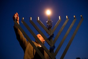 20101201menorah4570