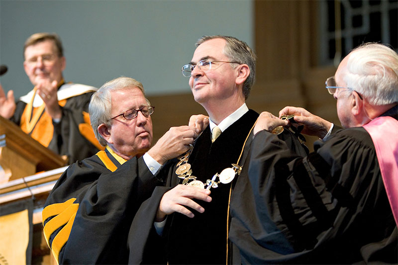 Dr. Nathan O. Hatch is inaugurated as the 13th President of Wake Forest University in a ceremony in Wait Chapel on Thursday, October 20, 2005.