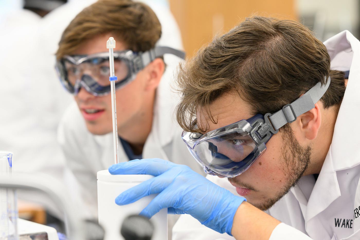 Wake Forest University students work on a lab for Chemistry 111.