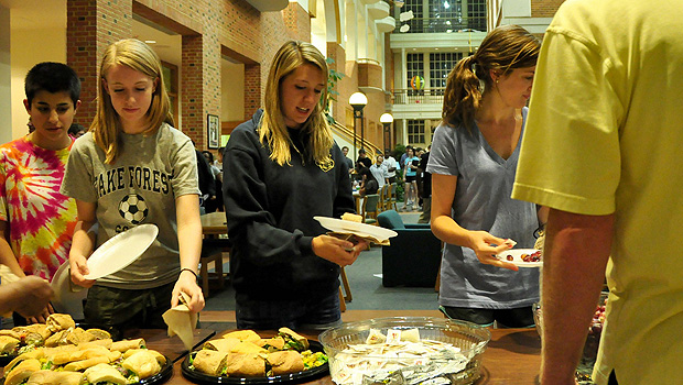 Students grab a late-night snack in the ZSR Library.