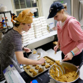 Students prepare a Thanksgiving meal