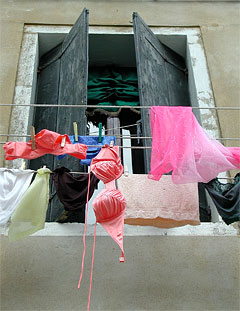 Robert Knott, 2002; "Who Lives Here?"; Digital photograph, 13" x 11"