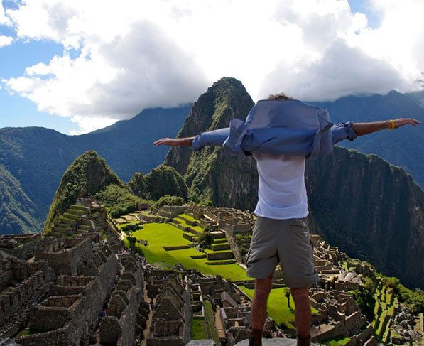 Student in Peru overlooking Machu Pichu
