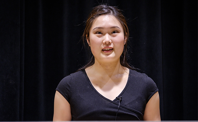 Julianne Zhu ('21)