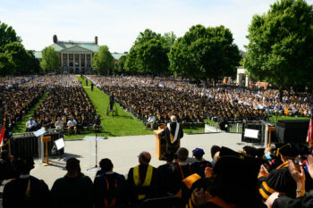 Journalist Scott Pelley tells graduates ‘Your country needs you’