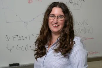 Wake Forest physicist Caitlin Witt receives NSF grant to search for ripples in spacetime