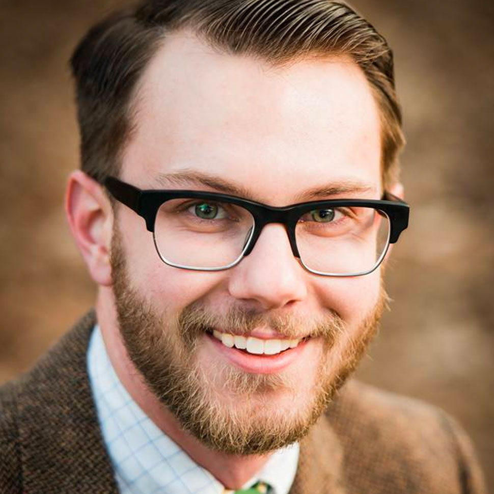 Headshot photo of 2015 MDiv graduate Andrew Garnder