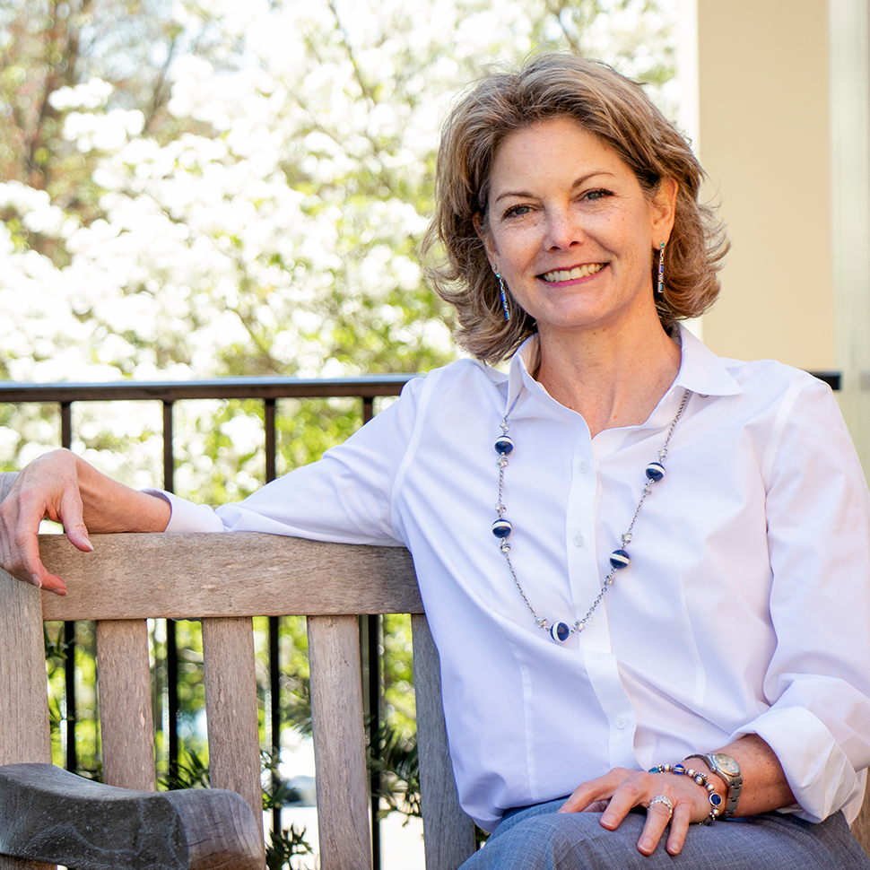 School of Divinity graduating student, Beth Barksdale (MDiv '18)