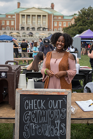 Campus Grounds at the WFU Fall Student Involvement Fair