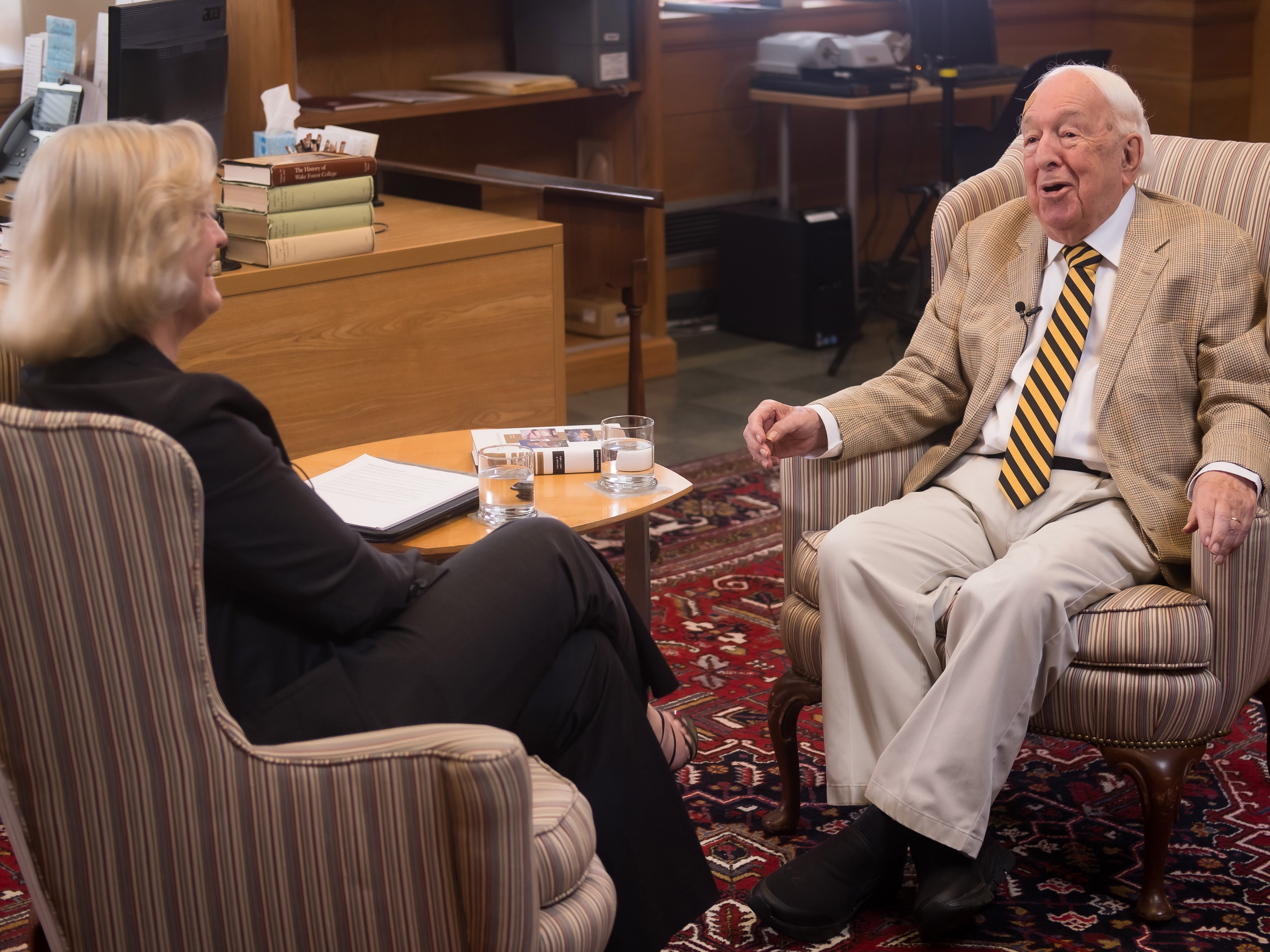 Ed Wilson and Susan Wente in chairs