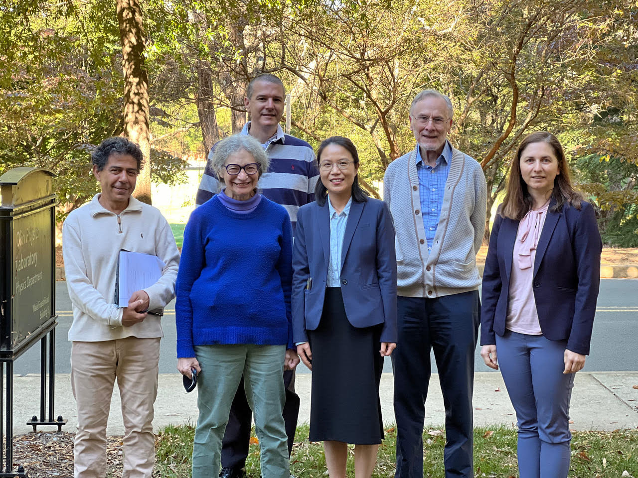 Physics Doctoral Student Yan Li and Faculty