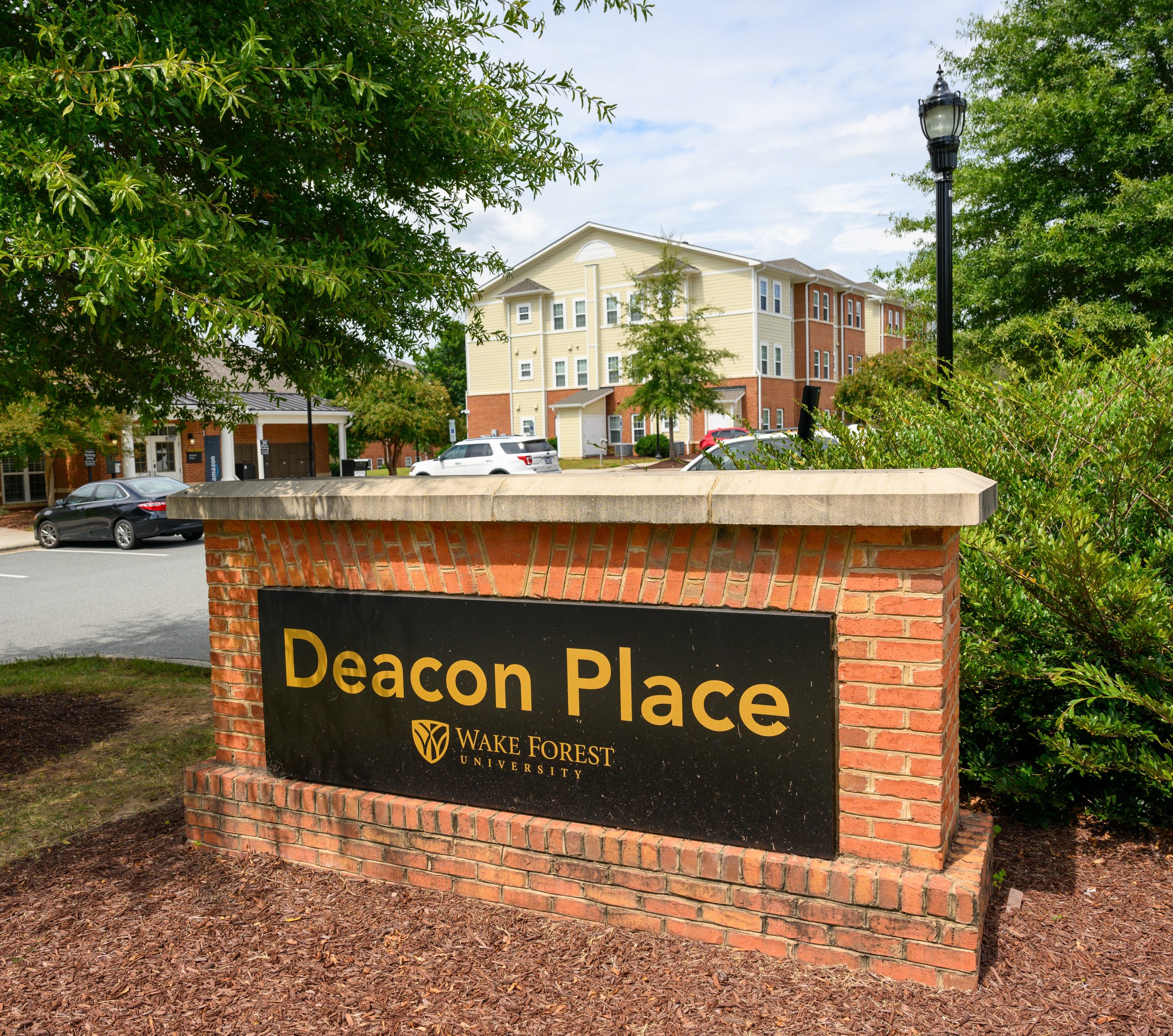 Deacon Place Apartments