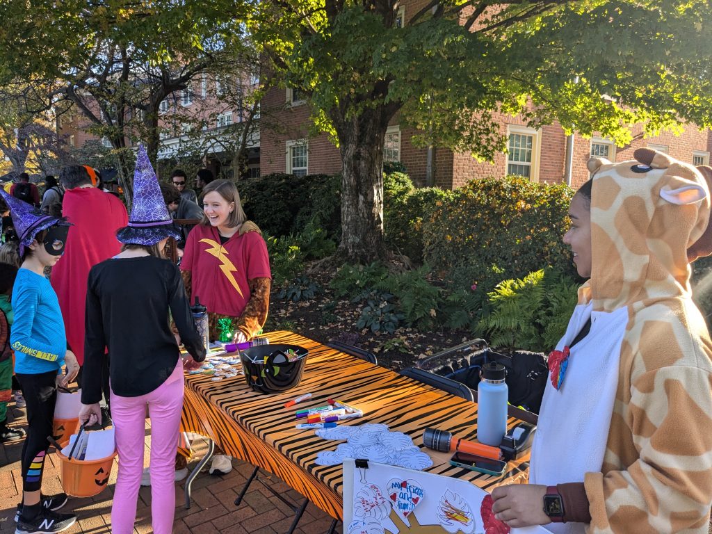 Children at the CSI table at Project Pumpkin.