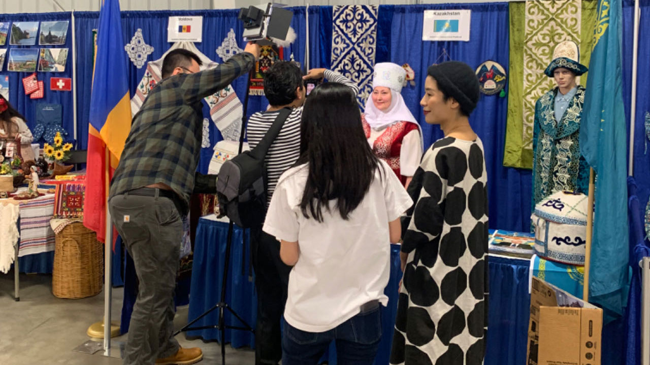students helping at chinese international festival