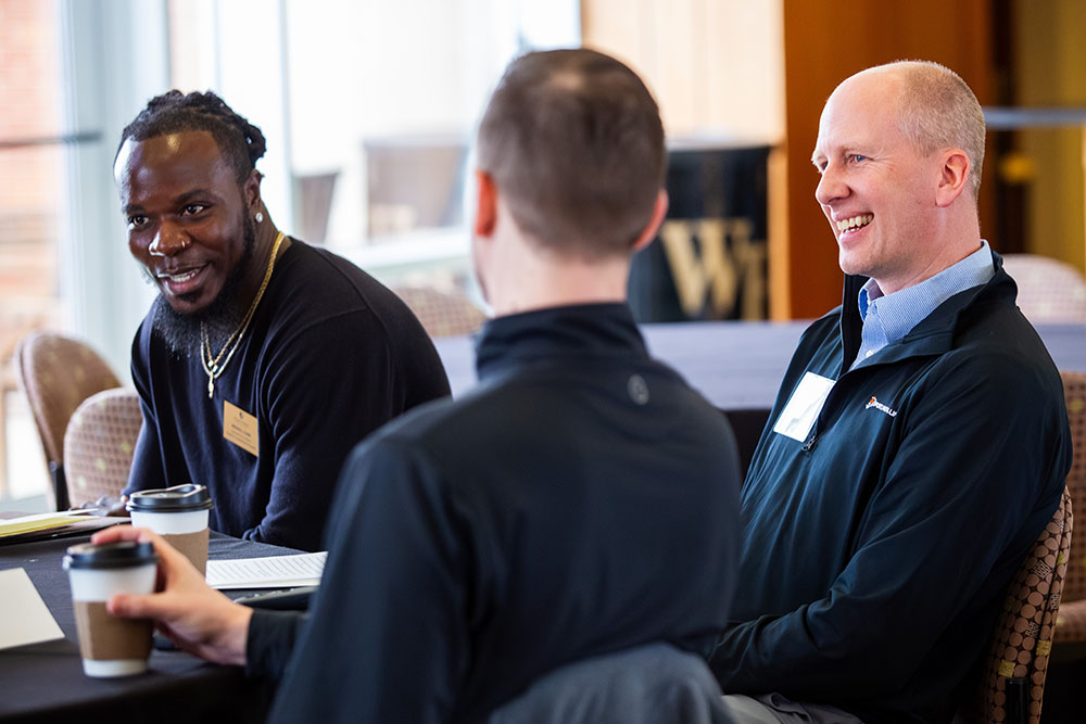 Wendell Dunn and Chad Carlson during Carlson's workshop.