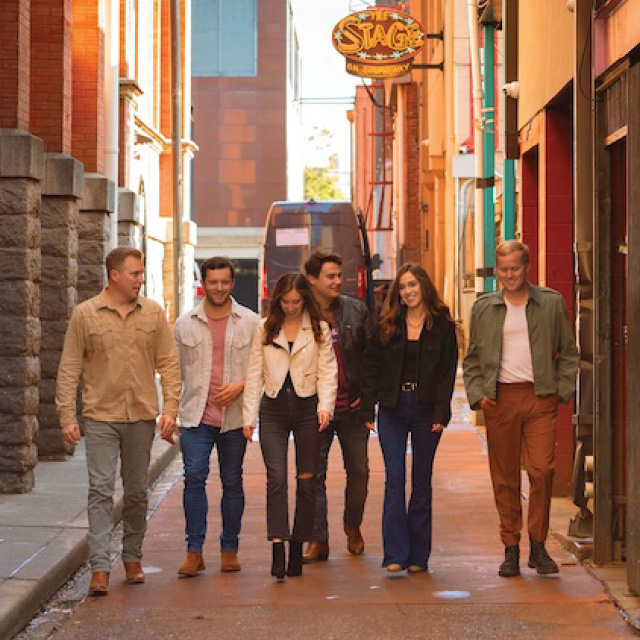 A group of songwriters roams the streets of Nashville.