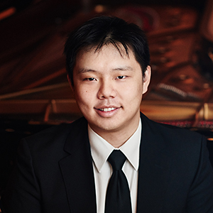 Piano professor Larry Weng