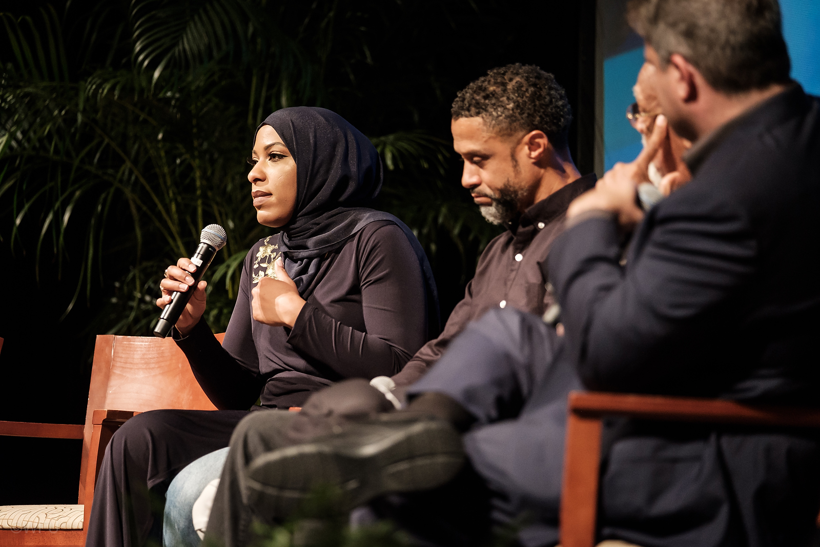 Image of Ibtihaj Muhammad and Mahmoud Abdul Rauf at a speaking event in Wait Chapel.