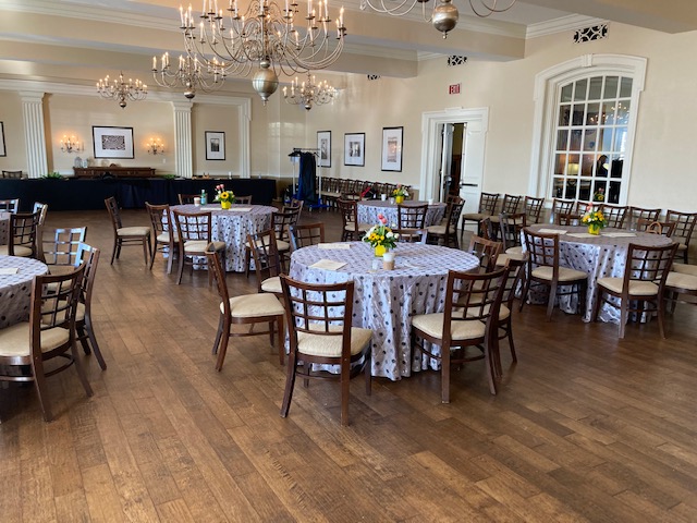  Magnolia Room decorated for Commencement dining. 