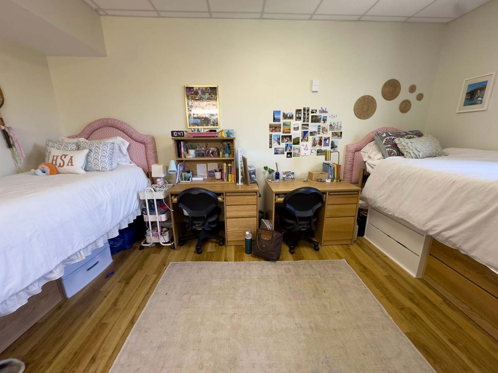 Angelou Hall, Double