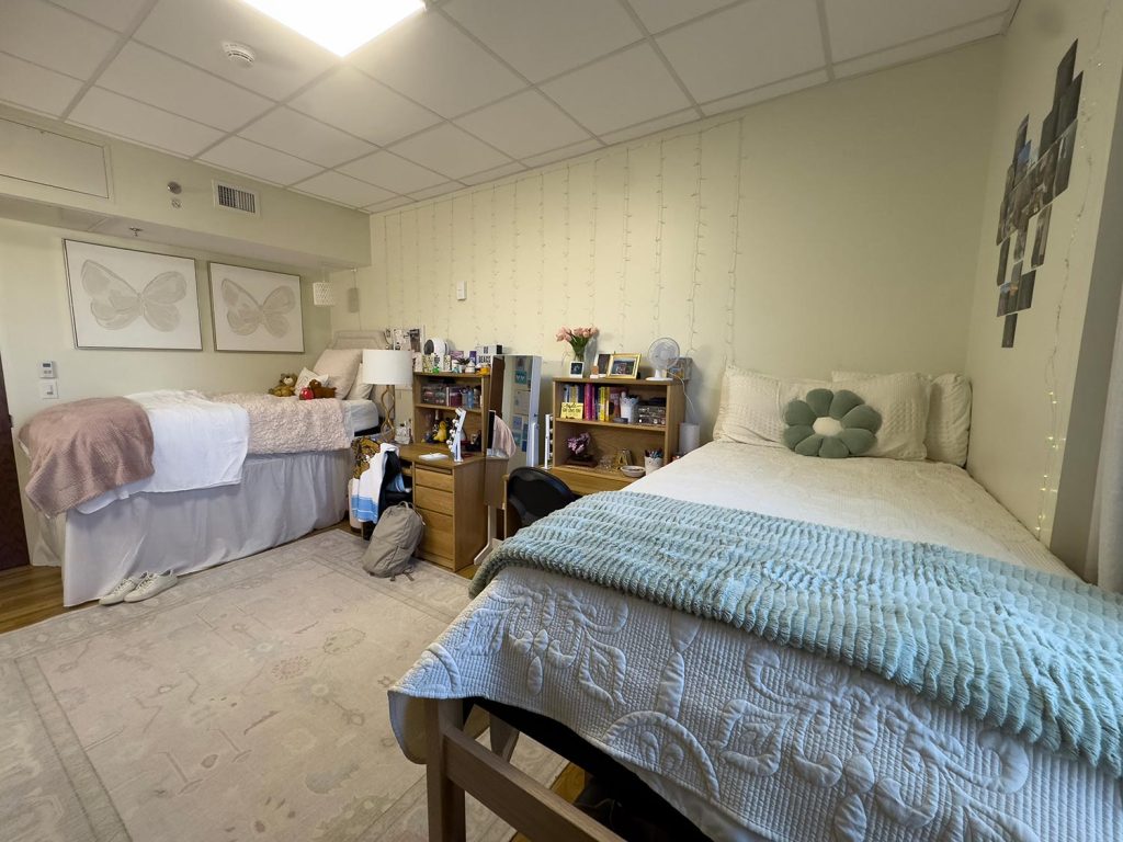 Angelou Hall, Double