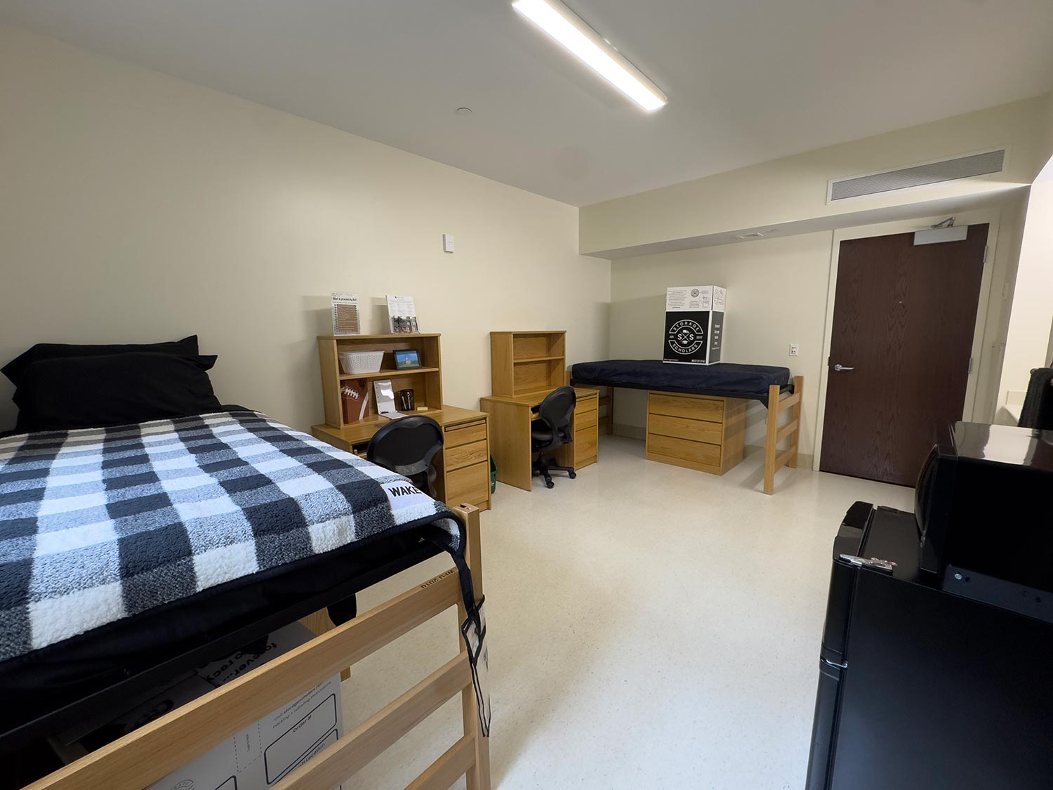 Hopkins Hall, Double