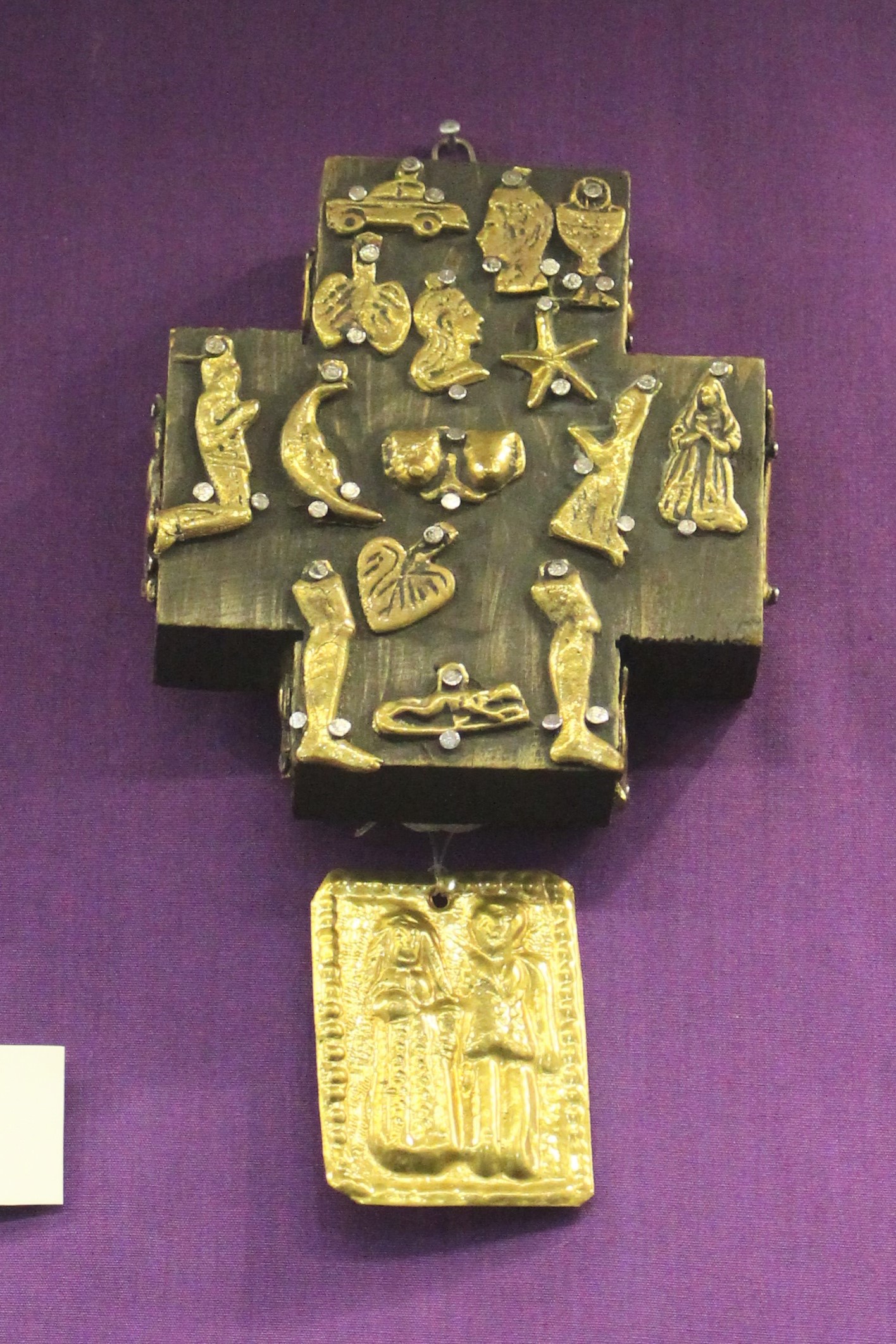 Cross