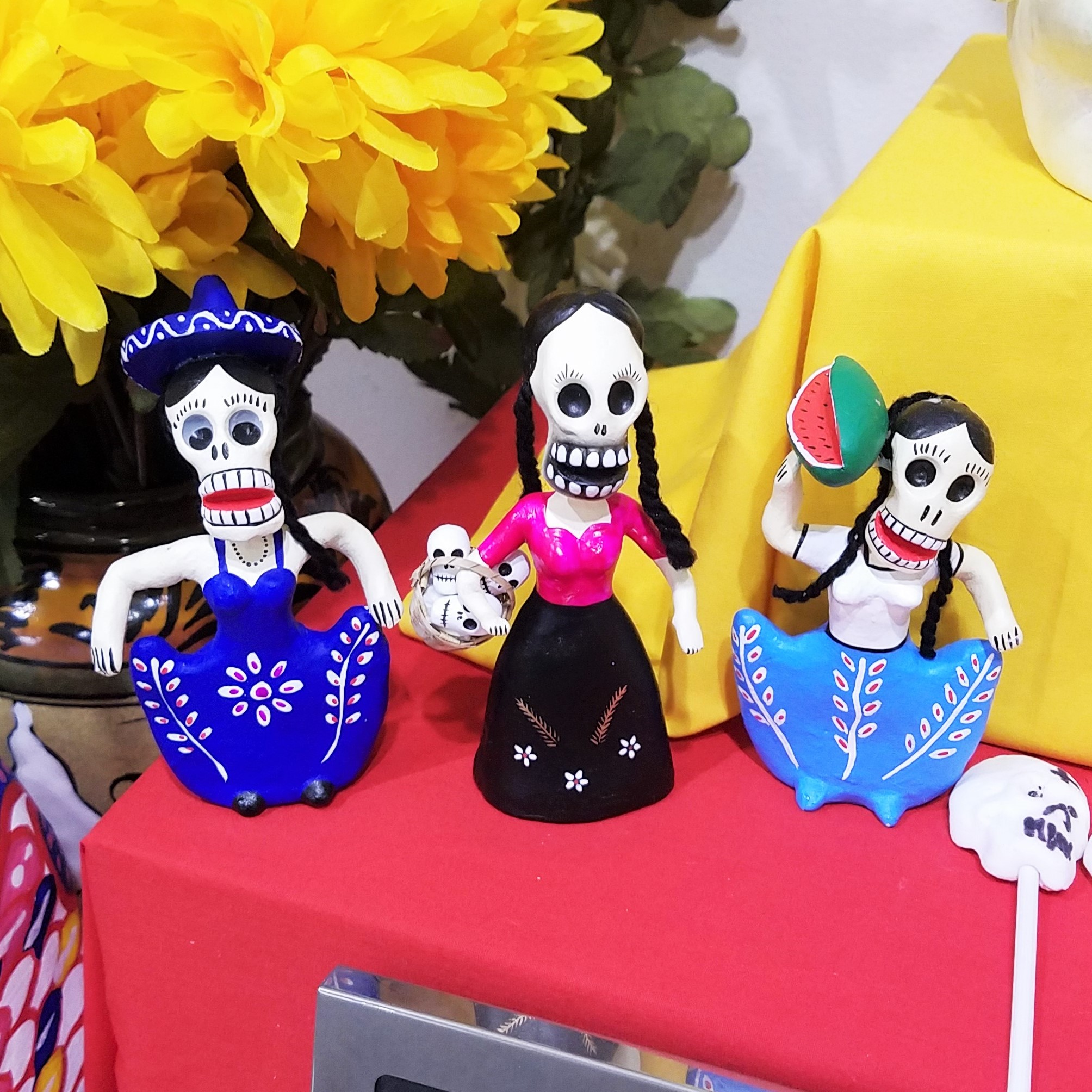 skeleton figures