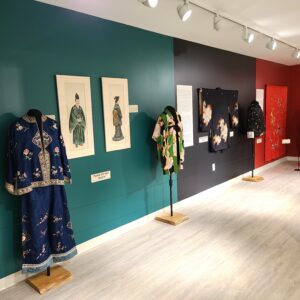 exhibit of Chinese and Japanese clothing