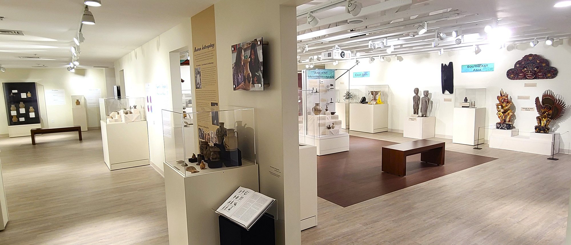 exhibit galleries