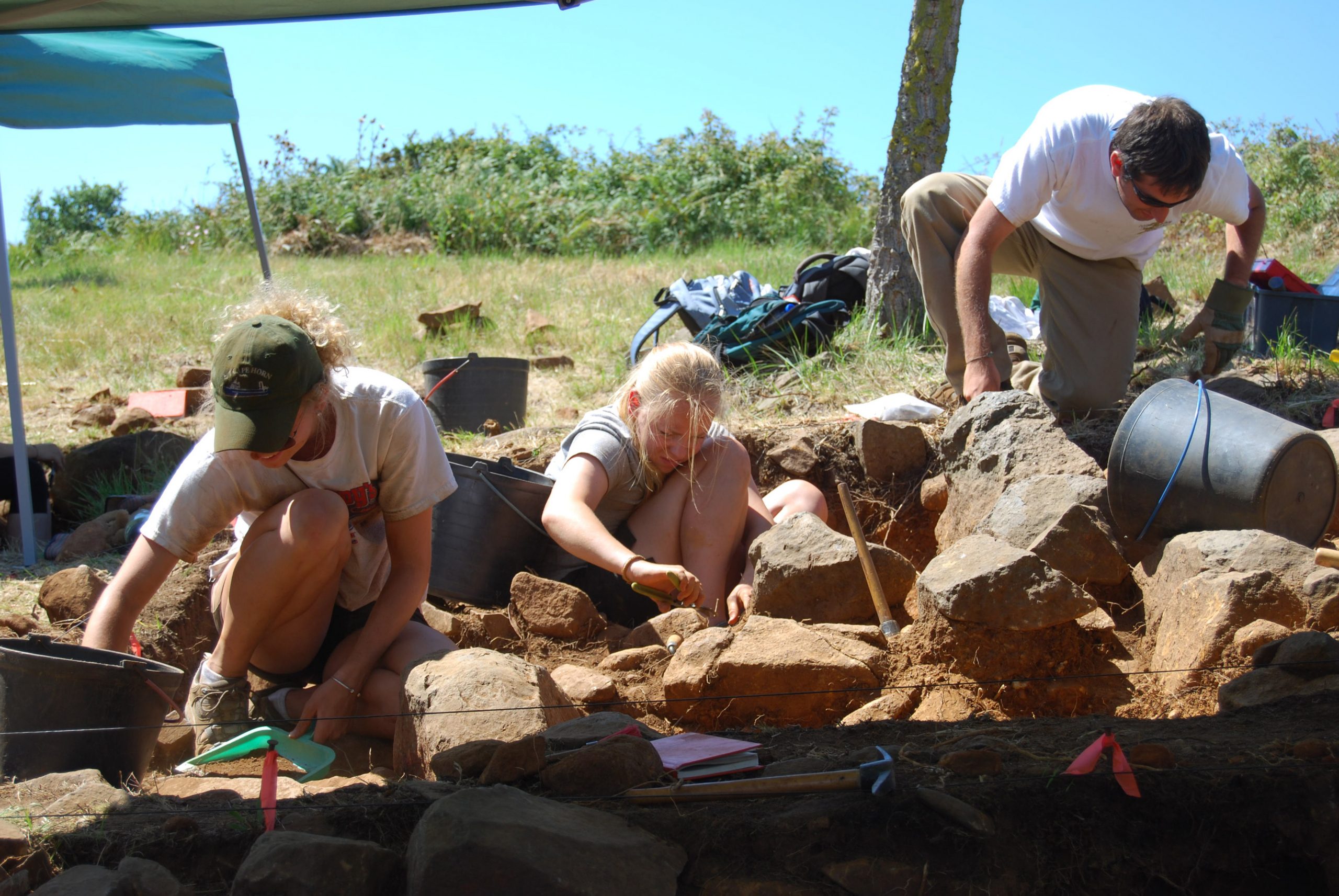 WFU student excavating site in Portugal.