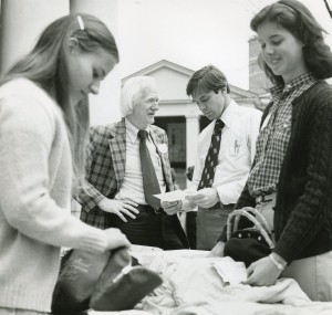 Ed Christman with students on the Quad in 1980. 