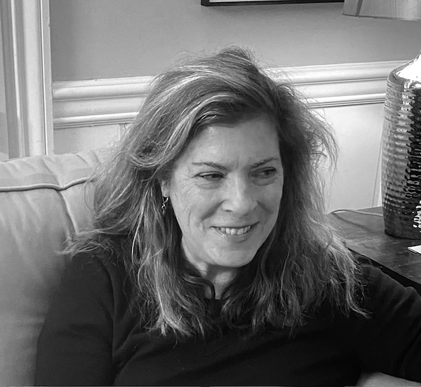 Headshot of Mary Llewellyn McNeil ('78)