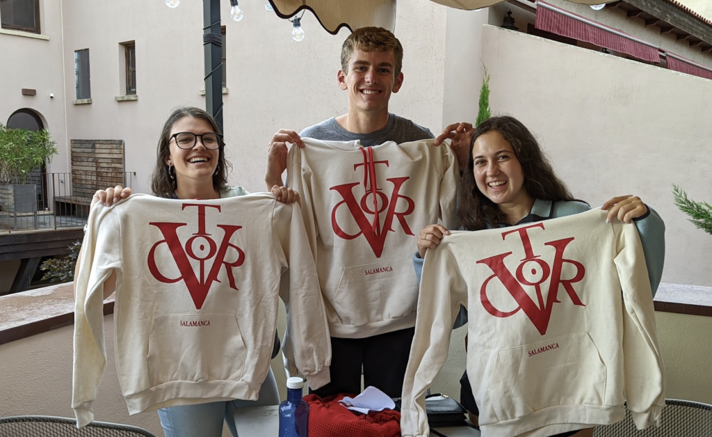 Students with sweatshirts featuring WFU Salamanca Program Logo.