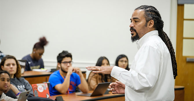 Wake Forest students in the First Year Experience class have a wide ranging discussion of the liberal arts, AP class credit, divisional requirements, and required language classes with professors Nate French