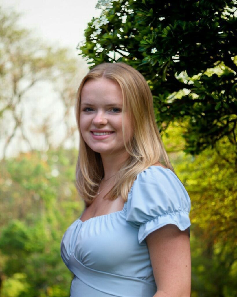 Meredith Prince -head shot