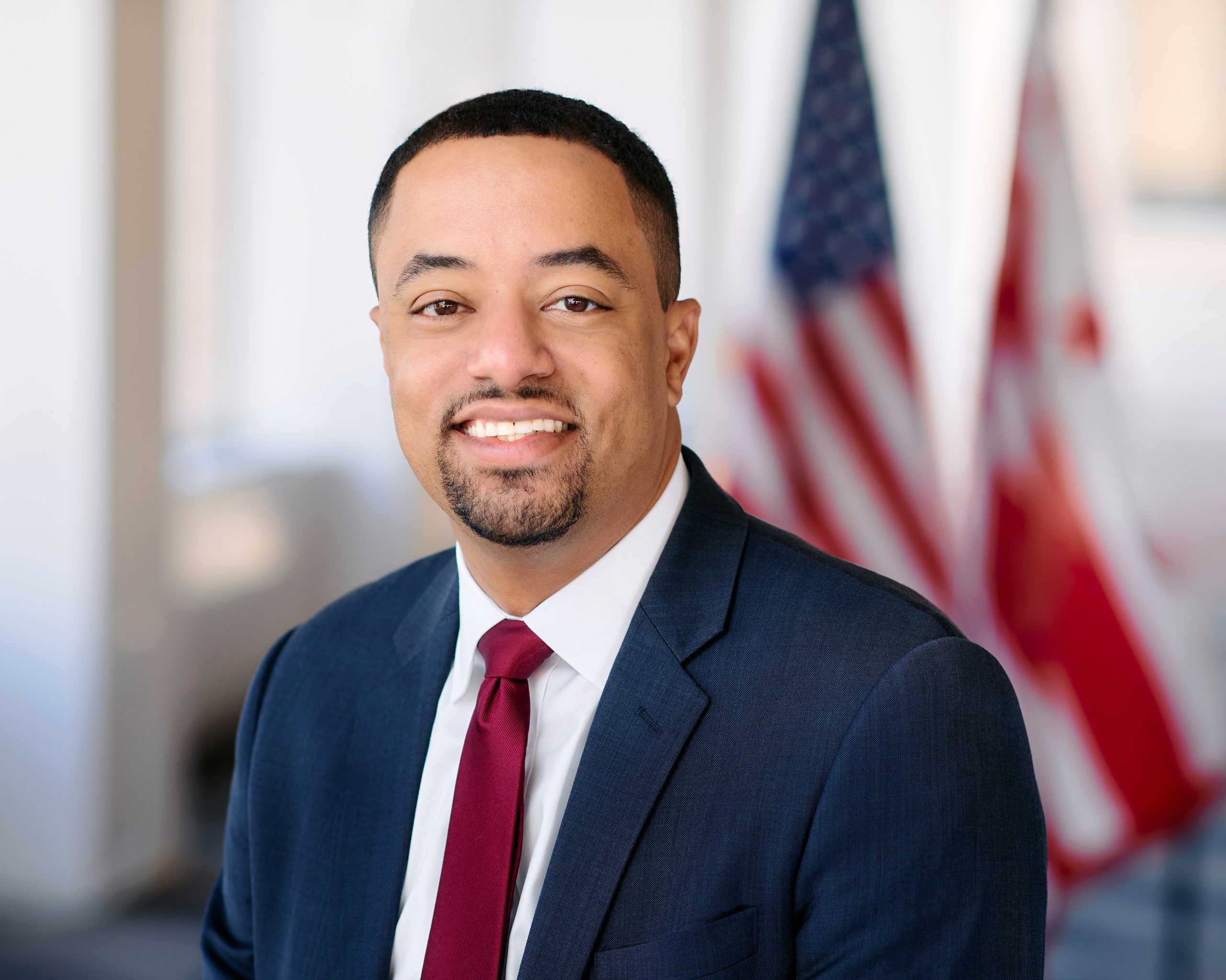 Headshot of Emile Thompson
