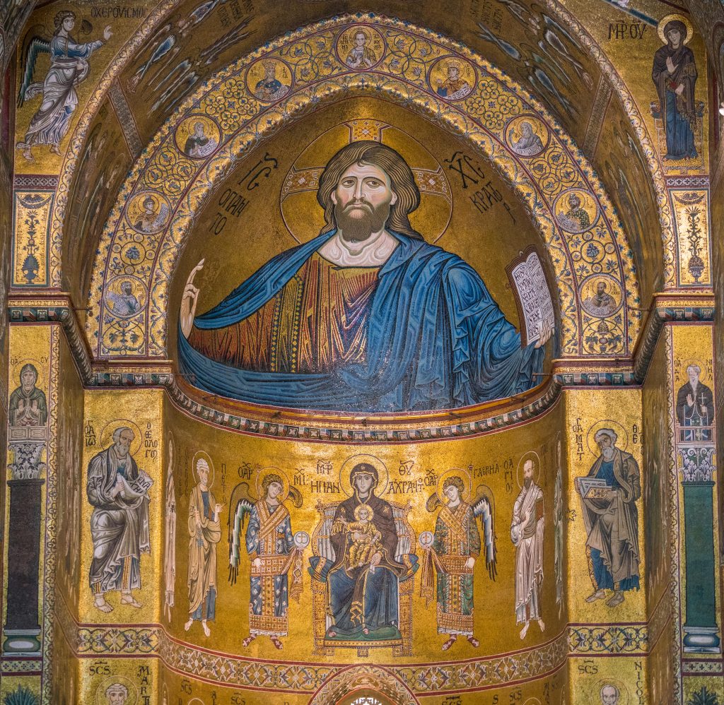 Figure 1: Mosaics in main apse of Cathedral of Monreale. Christ Pantocrator is in the top tier, while the second tier includes Mary surrounded by archangels and saints. Photo: Stefano Valeri/Alamy Stock Photo.
