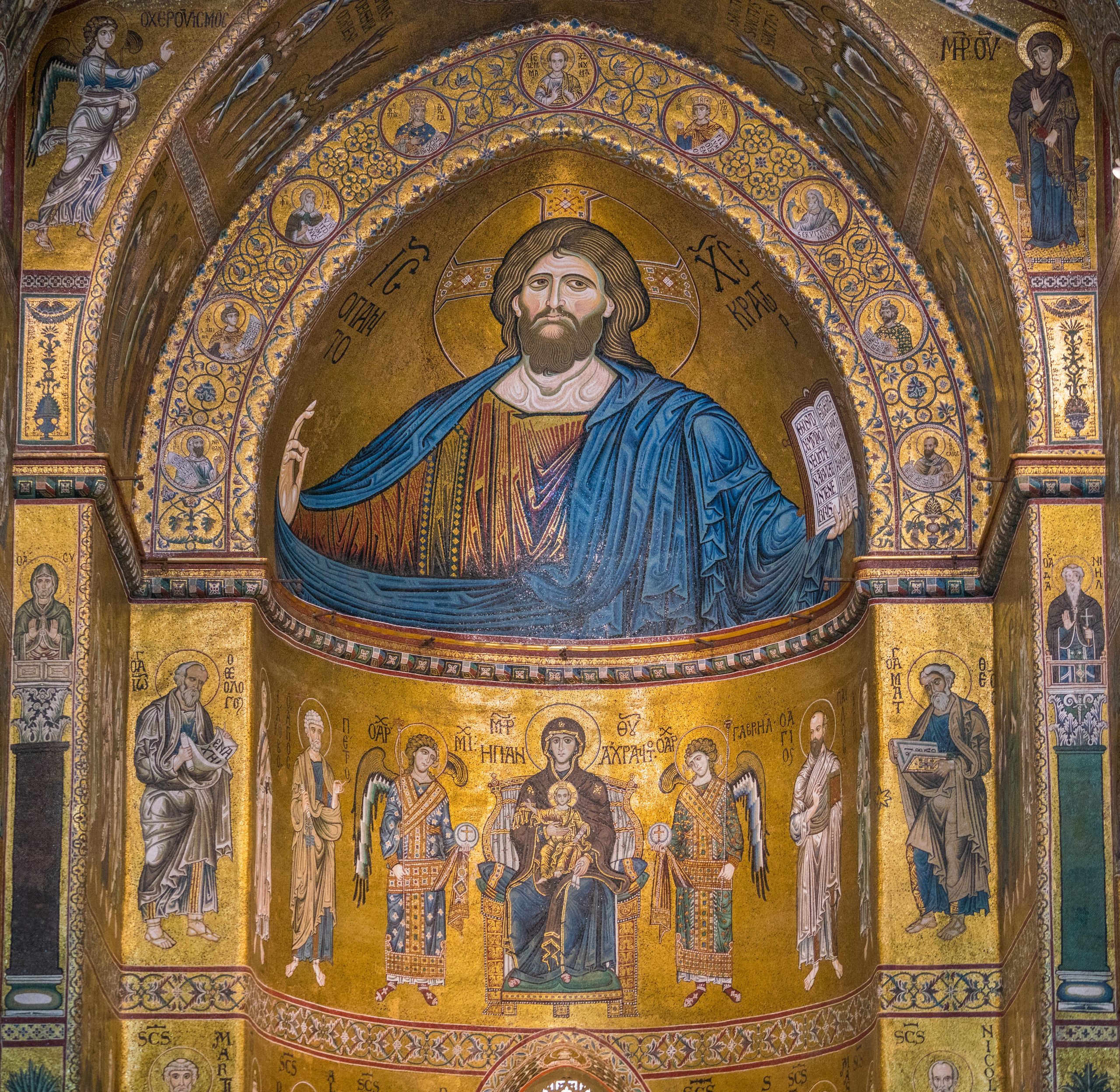 Figure 1: Mosaics in main apse of Cathedral of Monreale. Christ Pantocrator is in the top tier, while the second tier includes Mary surrounded by archangels and saints. Photo: Stefano Valeri/Alamy Stock Photo.