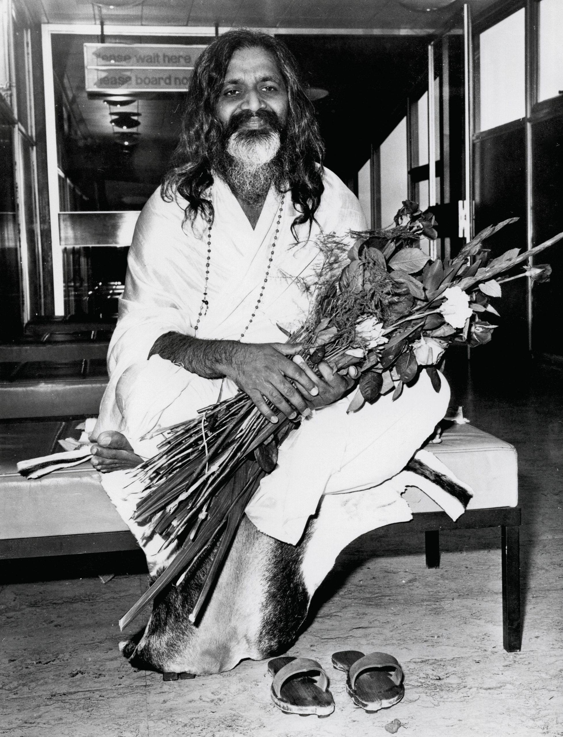 Figure 1: A photo taken in 1967 of Maharishi Mahesh Yogi, wearing his signature white robe and prayer beads. Photo © Picture Lux/The Hollywood Archive/Alamy.