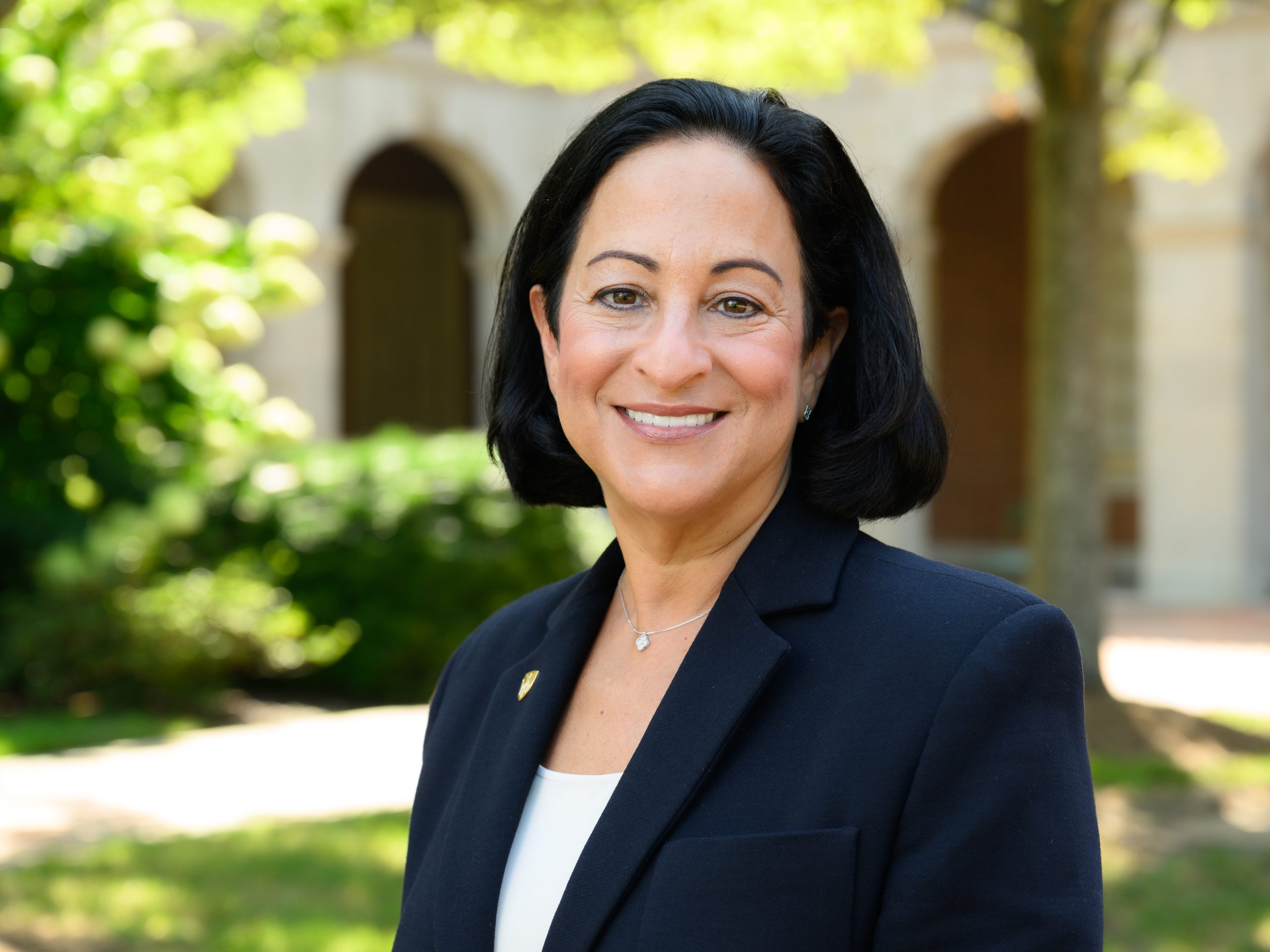 Jackie Travisano Headshot