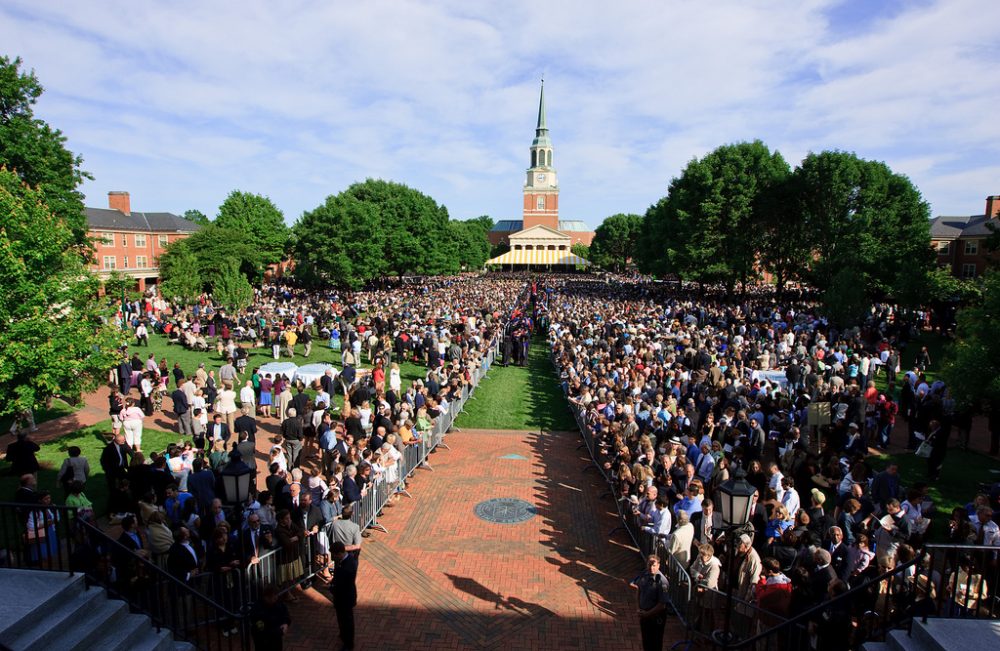 A view of Hearn Plaza waiting for the processional.