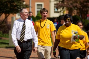 President Nathan Hatch with students