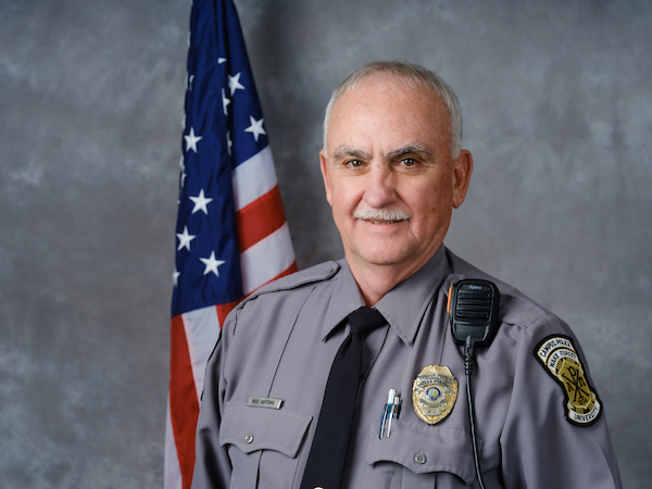 Headshot of Officer Mike Bottoms