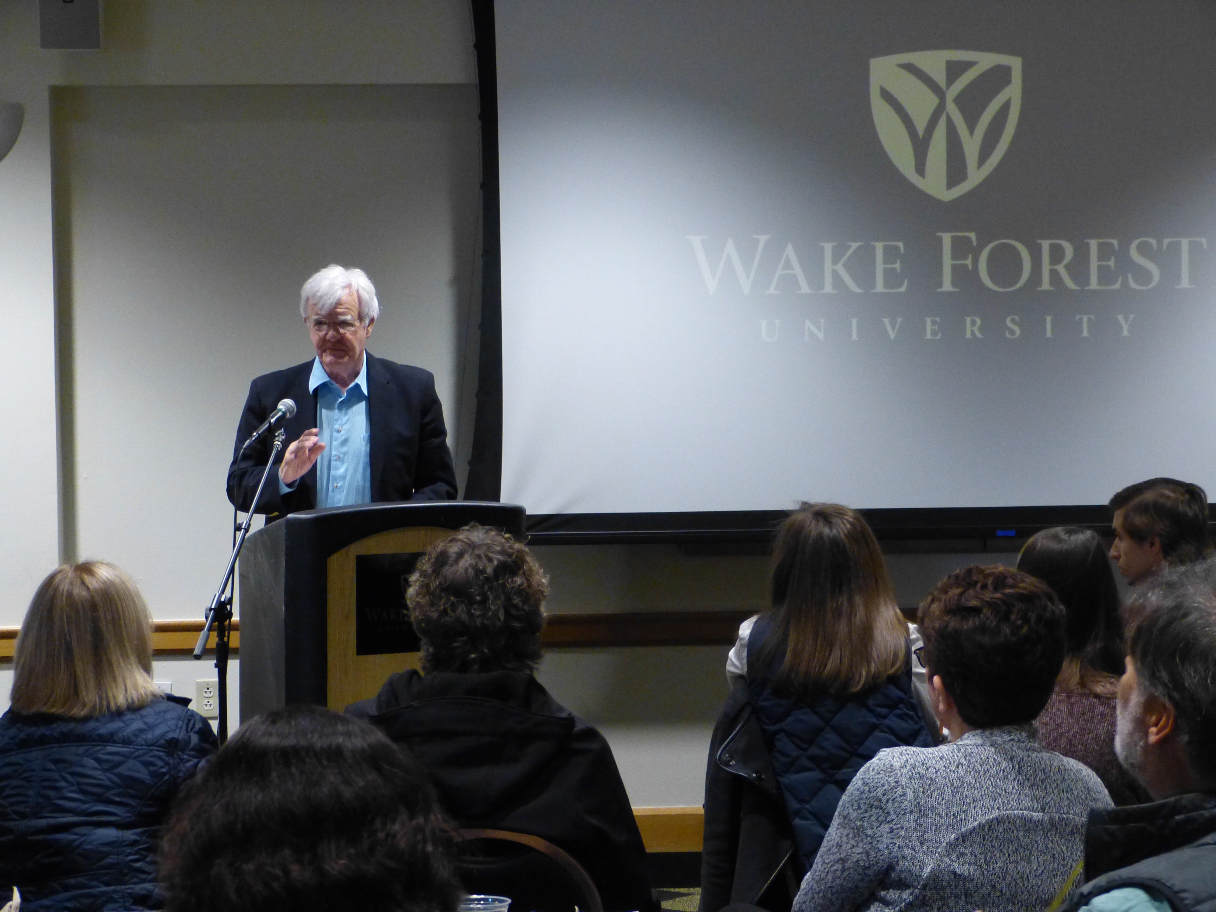 Al Hunt speaking at Words Awake